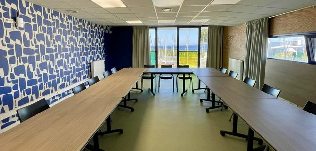 LOCATION | Salle de réunion - 49 M²