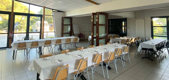 LOCATION | Pôle Compét. | 100 M²